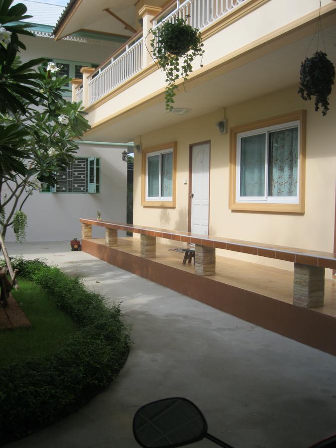 2N Guesthouse Phetchaburi Luaran gambar