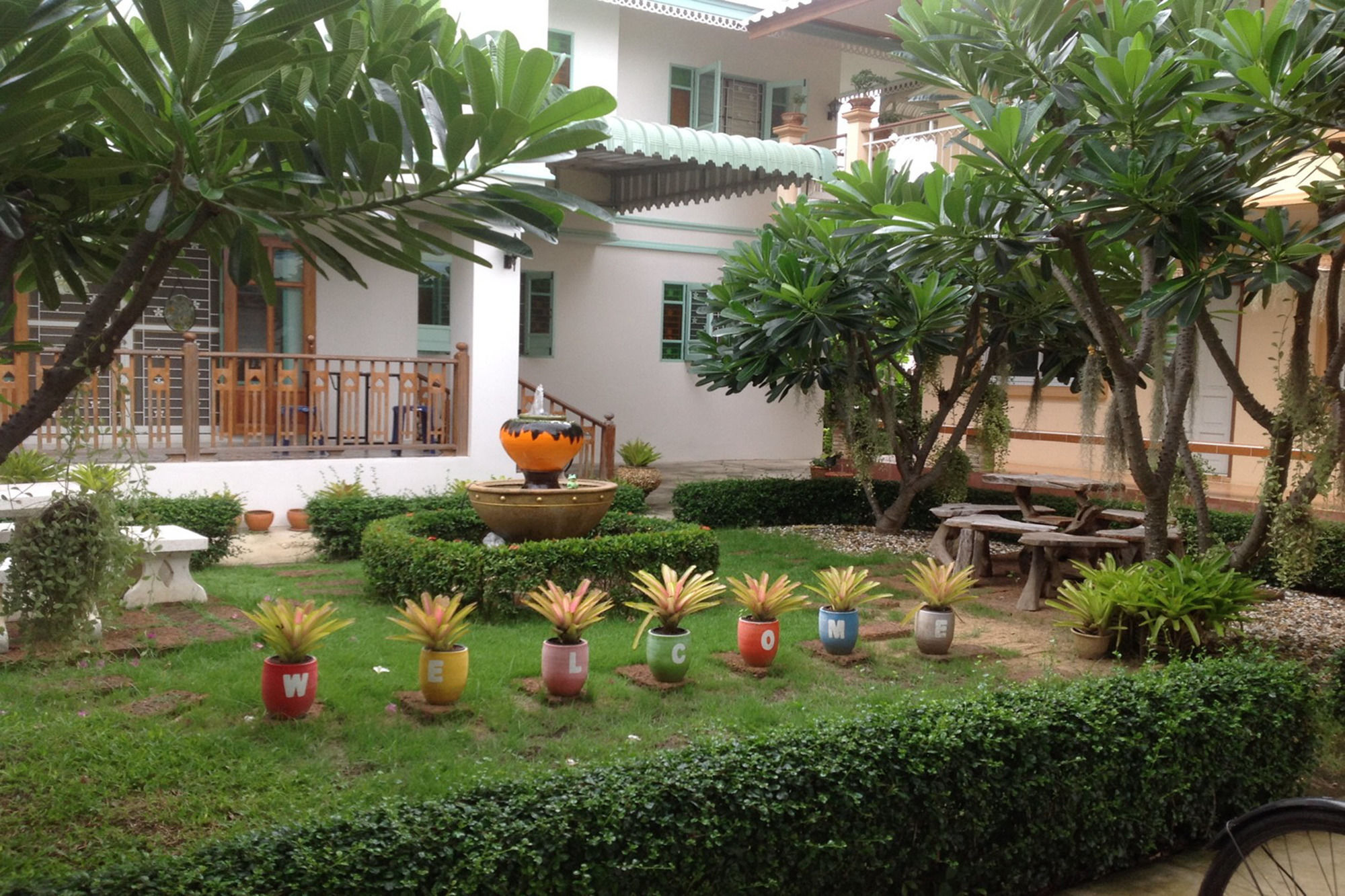2N Guesthouse Phetchaburi Luaran gambar
